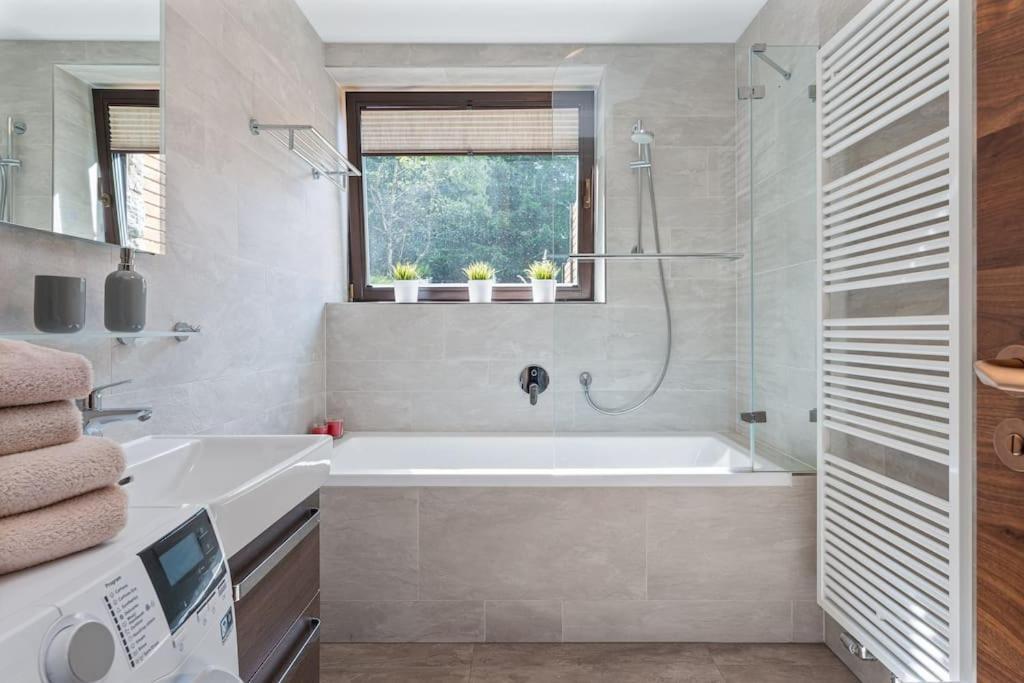 Apartment Adelka 104, Private Wellness - Whirlpool, Sauna, Parking Špindlerŭv Mlýn Extérieur photo